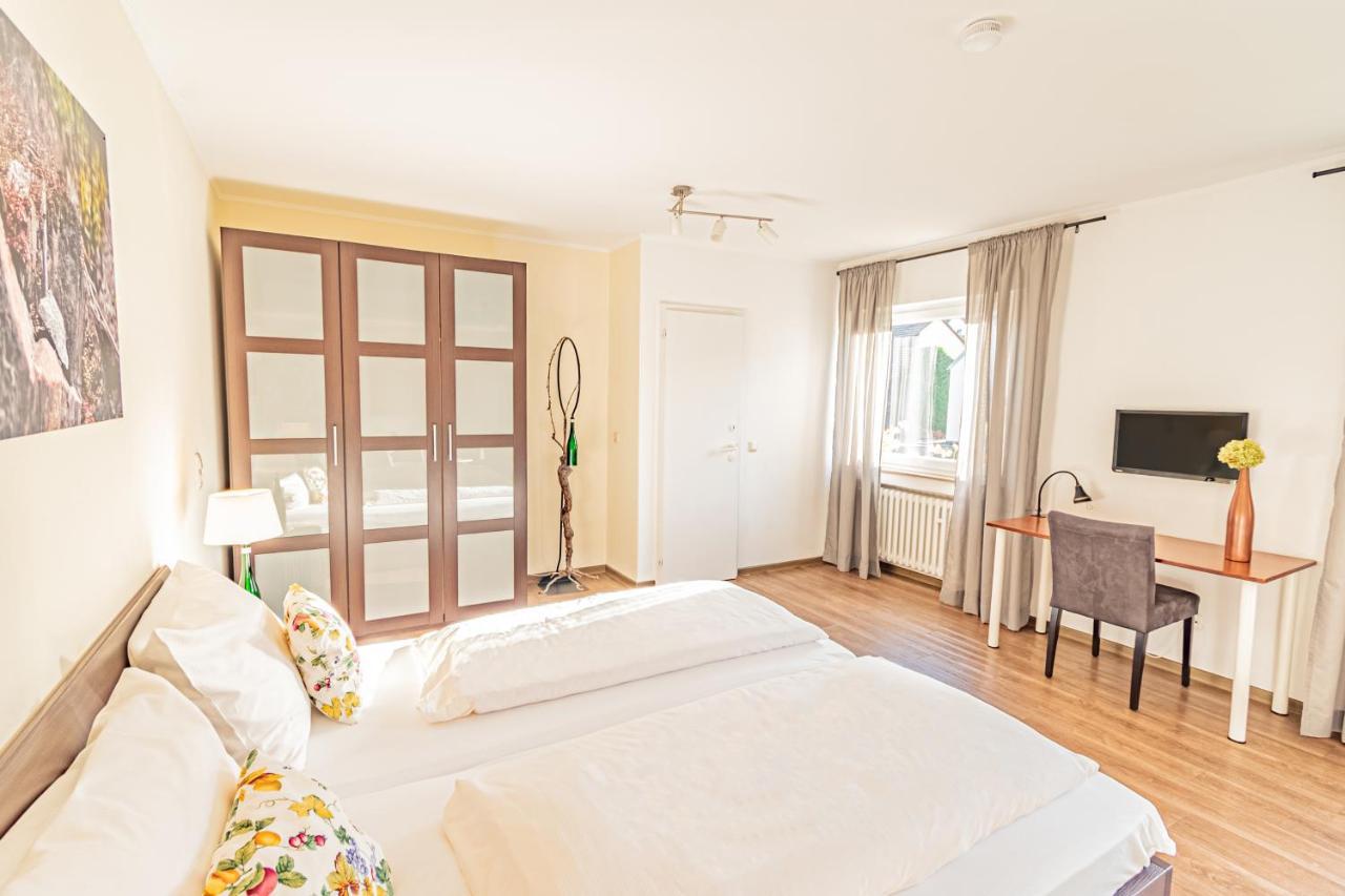 Weinhotel Ayler Kupp Exterior photo